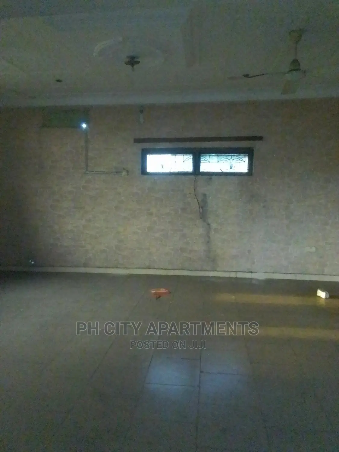 3bdrm Block of Flats in Cocaine Village,, Port-Harcourt for rent in Port-Harcourt