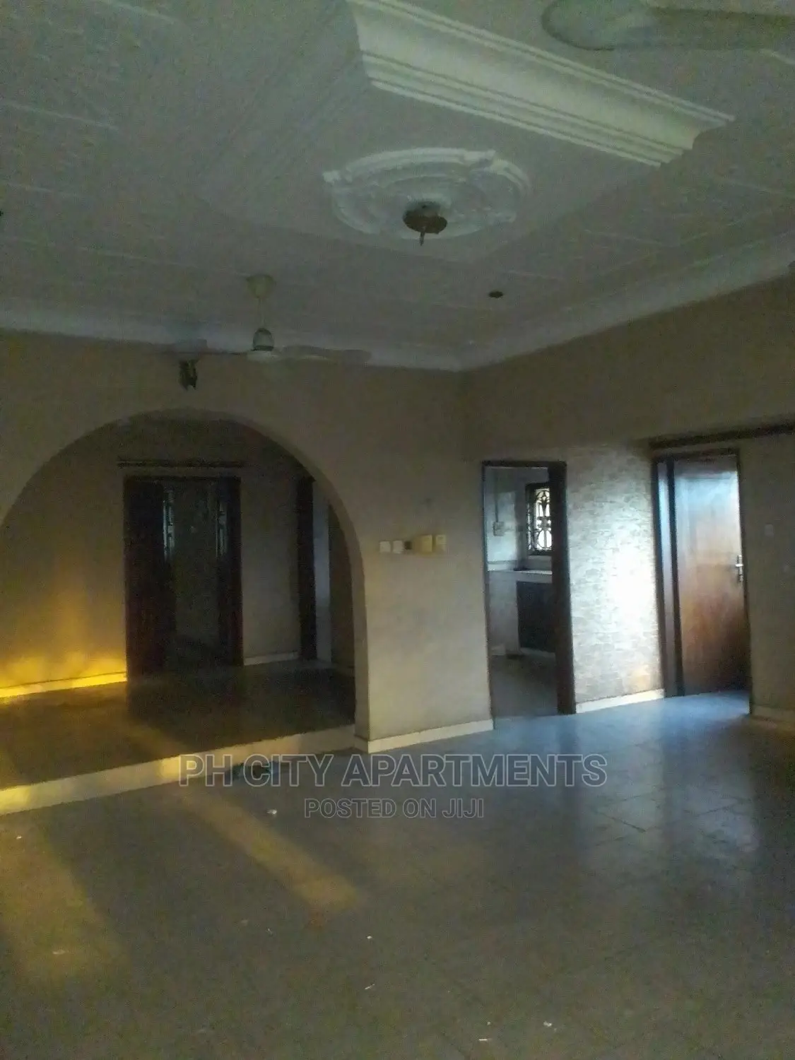 3bdrm Block of Flats in Cocaine Village,, Port-Harcourt for rent in Port-Harcourt