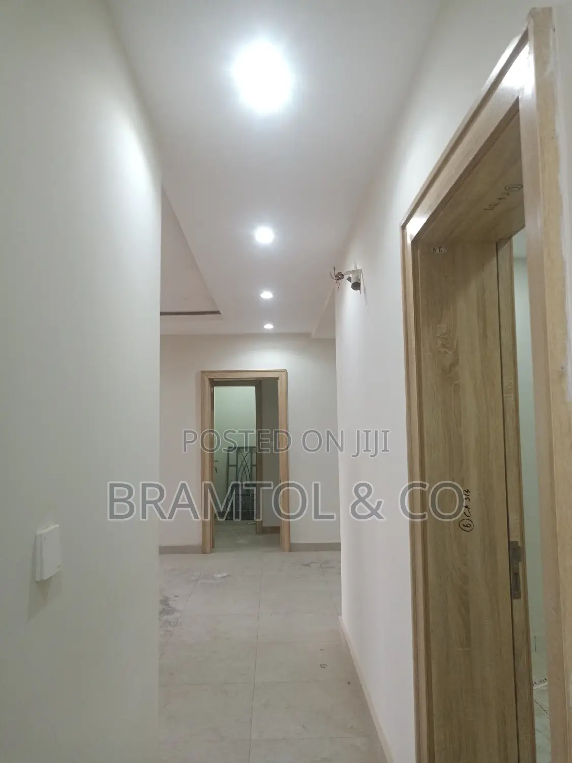 3bdrm Block of Flats in Wuye for rent in Wuye