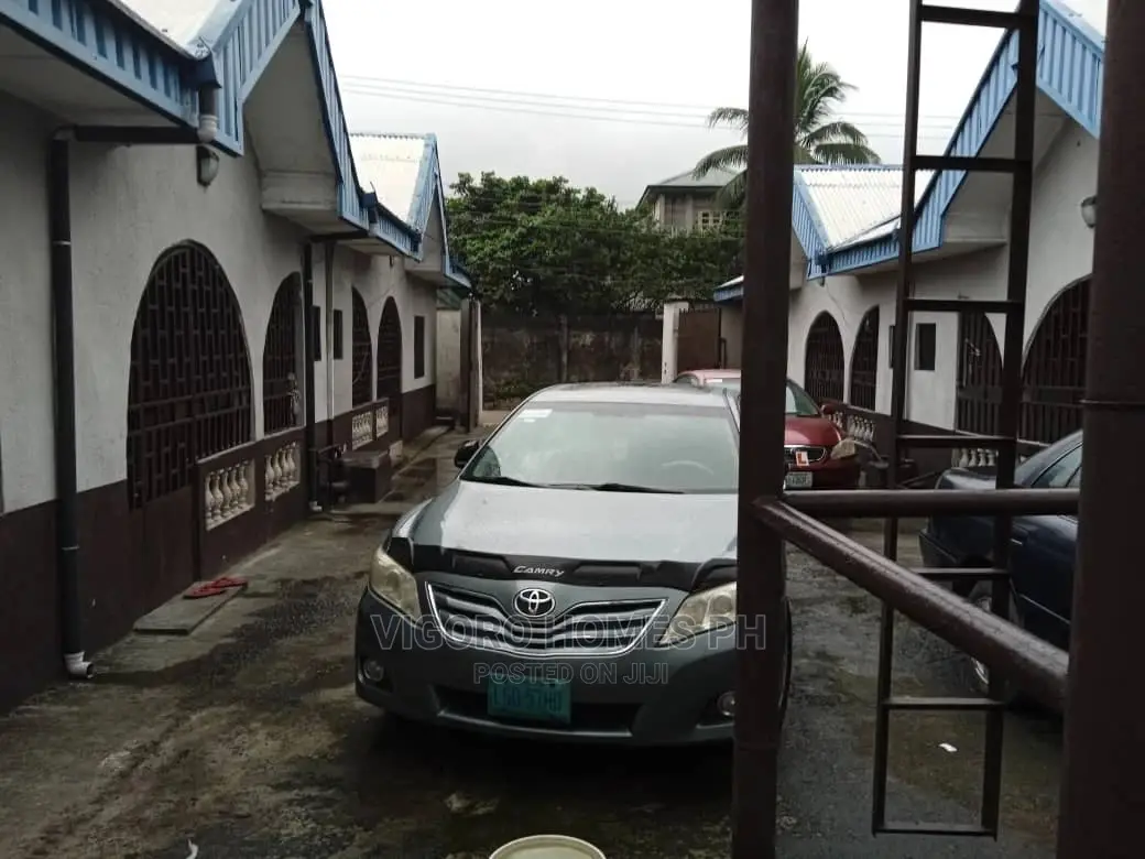 Furnished 4bdrm Block of Flats in Port-Harcourt for sale in Port-Harcourt