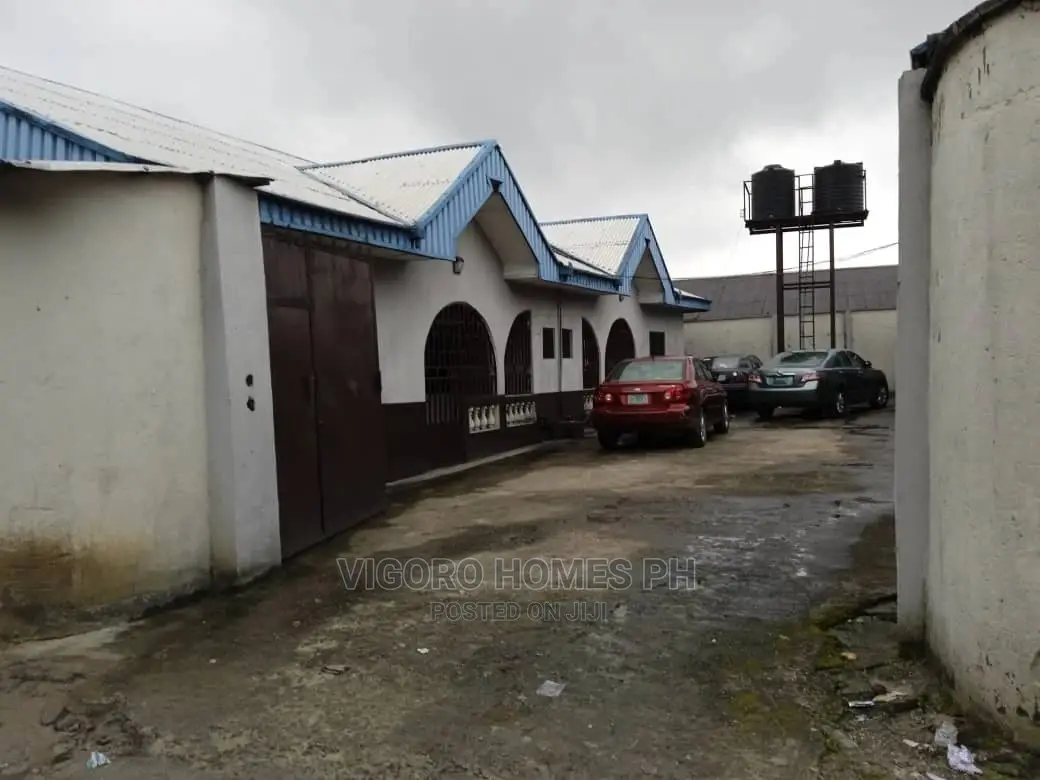 Furnished 4bdrm Block of Flats in Port-Harcourt for sale in Port-Harcourt