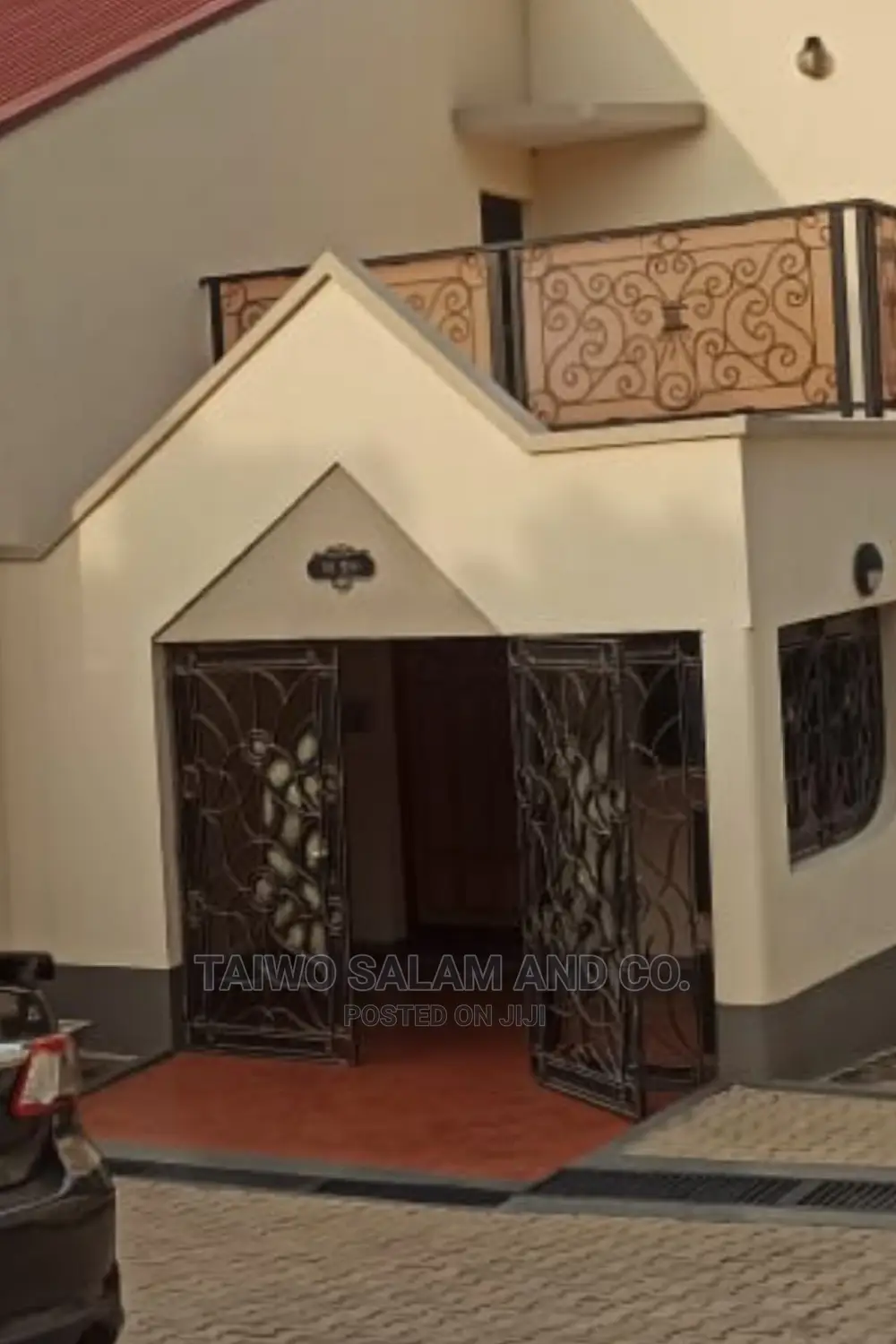4bdrm Bungalow in Dugbe (Onireke) for Sale in Dugbe (Onireke)