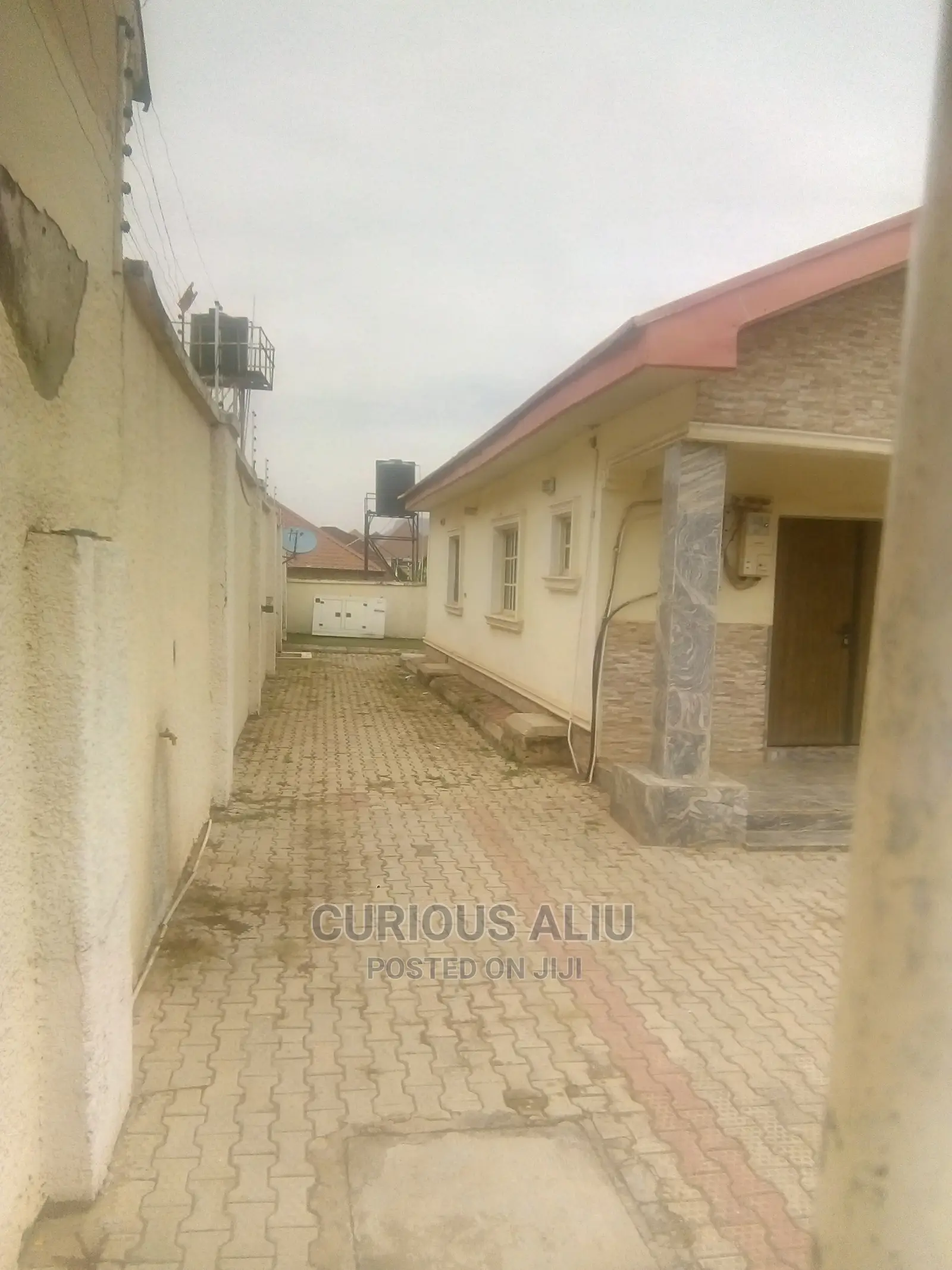 3bdrm Bungalow in Favour Land Estate, Life Camp for sale in Life Camp