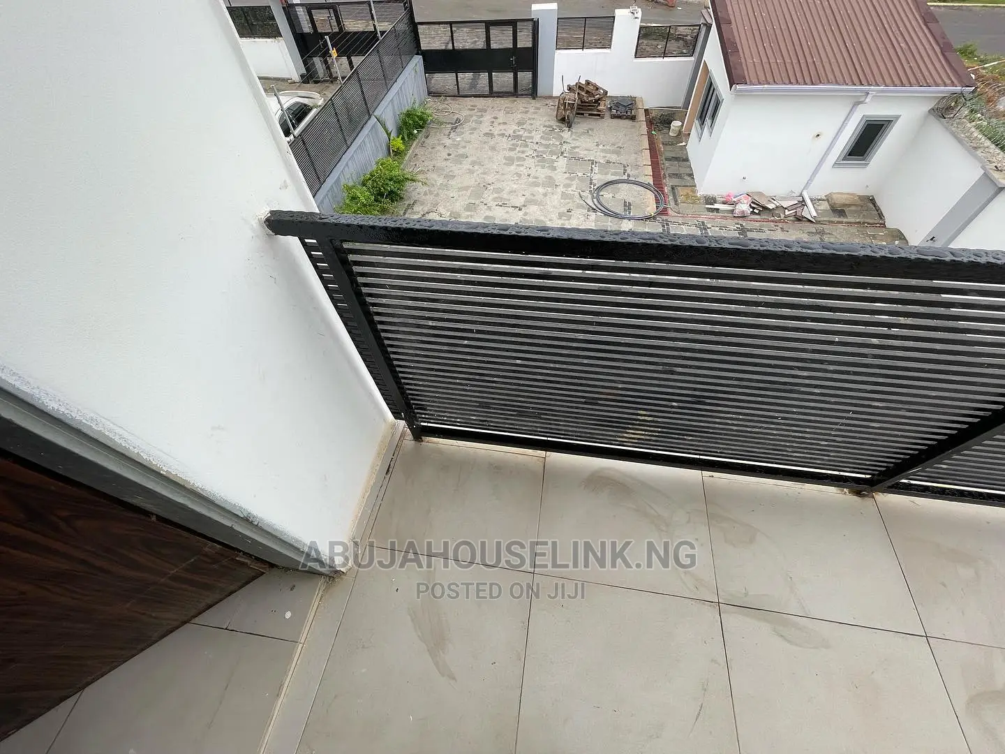 5bdrm Duplex in Guzape Abuja for sale in Guzape District