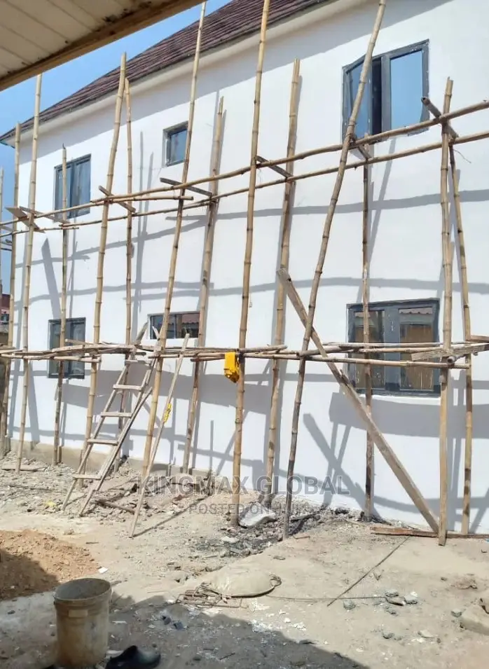 5bdrm Duplex in Gaduwa Estate for sale in Gaduwa