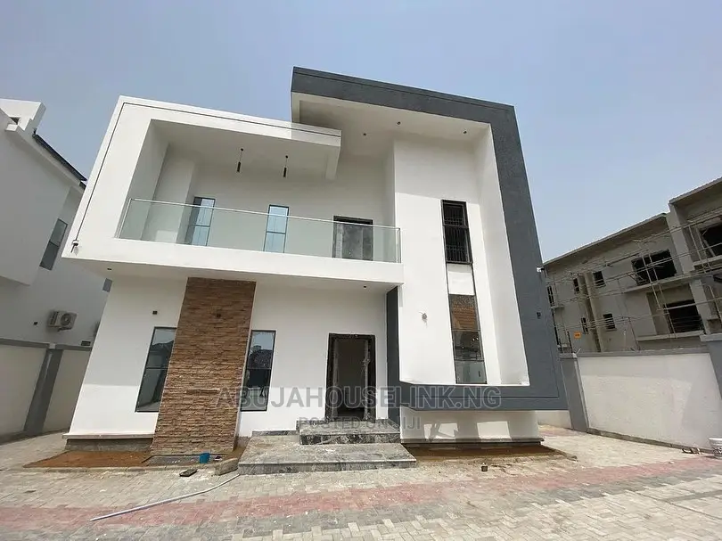 5bdrm Duplex in Asokoro Main, Guzape District for sale in Guzape District
