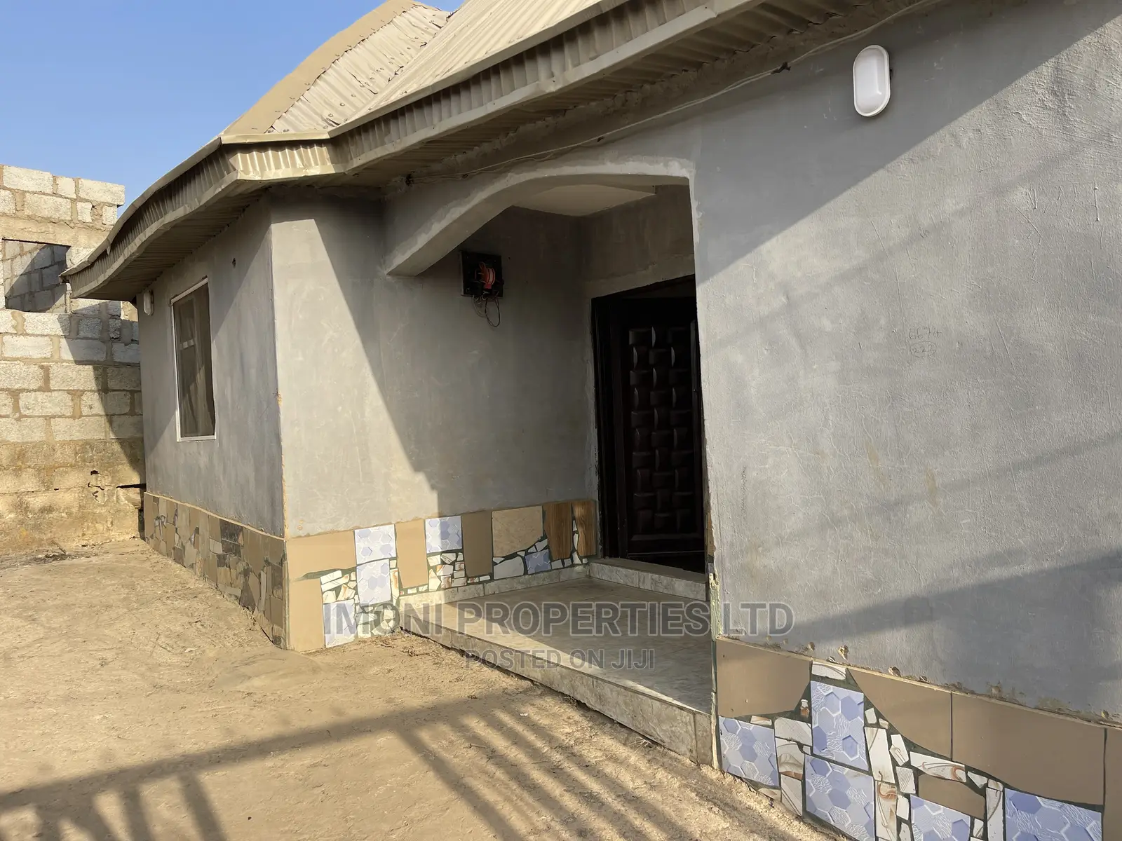 2bdrm Bungalow in Obasajo Road, Dutse-Alhaji for rent in Dutse-Alhaji