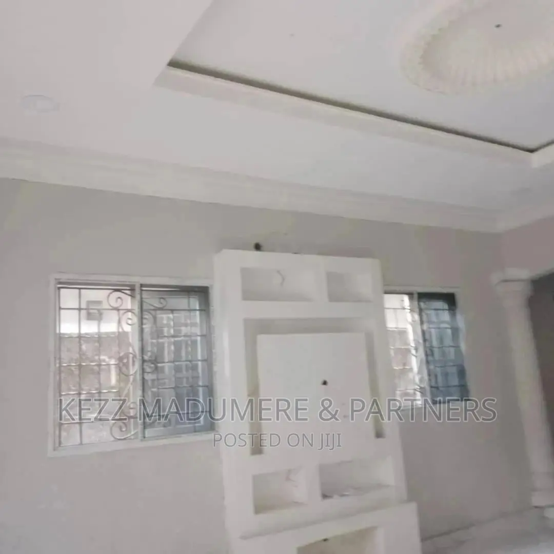4bdrm Bungalow in Rumuekini, Port for sale in Rumuekini