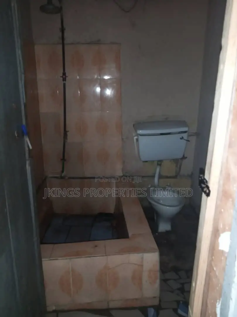 Studio Apartment in Fola Agoro for rent in Fola Agoro