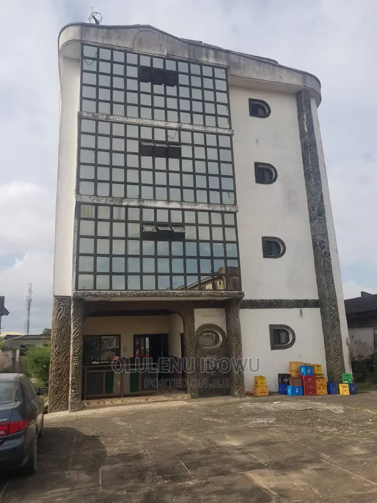 Hotel for Sale in Alimosho