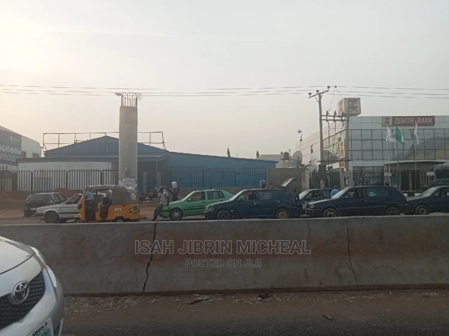 Spacious 360 SQM Warehouse for Rent Along Dutse Market Major Road. in Kubwa