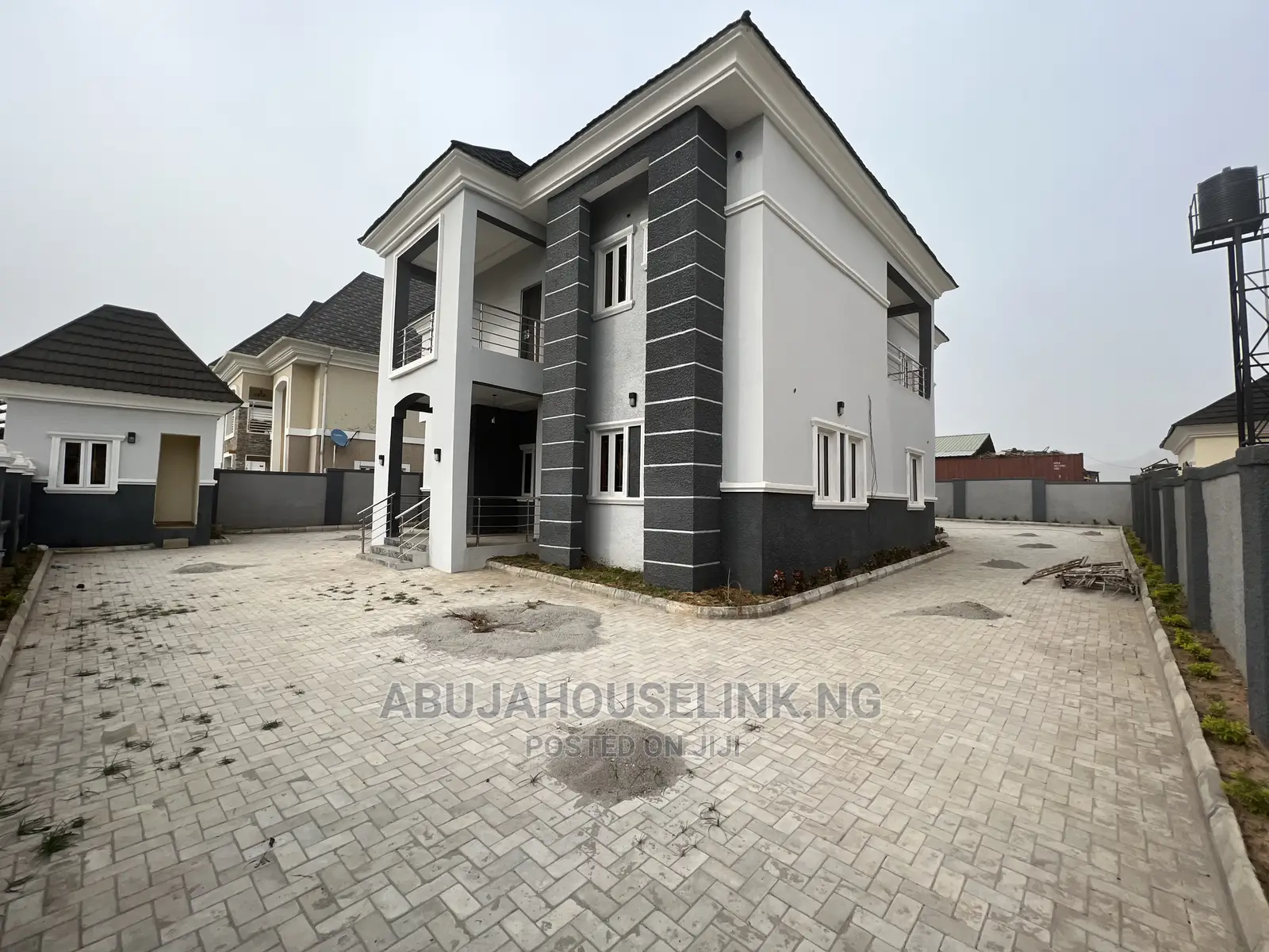 5bdrm Duplex in Efab Metropolis, Gwarinpa for sale in Gwarinpa