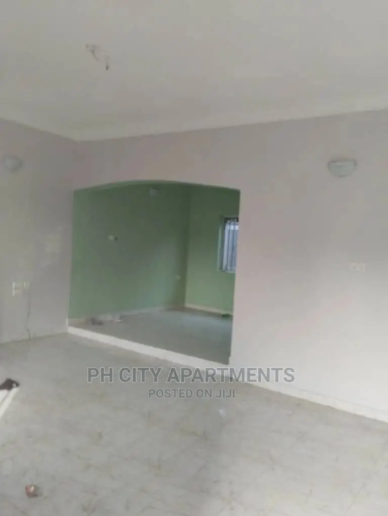 2bdrm Block of Flats in Paradise Estate, Port-Harcourt for rent in Port-Harcourt