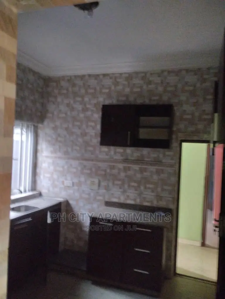 2bdrm Block of Flats in Paradise Estate, Port-Harcourt for rent in Port-Harcourt