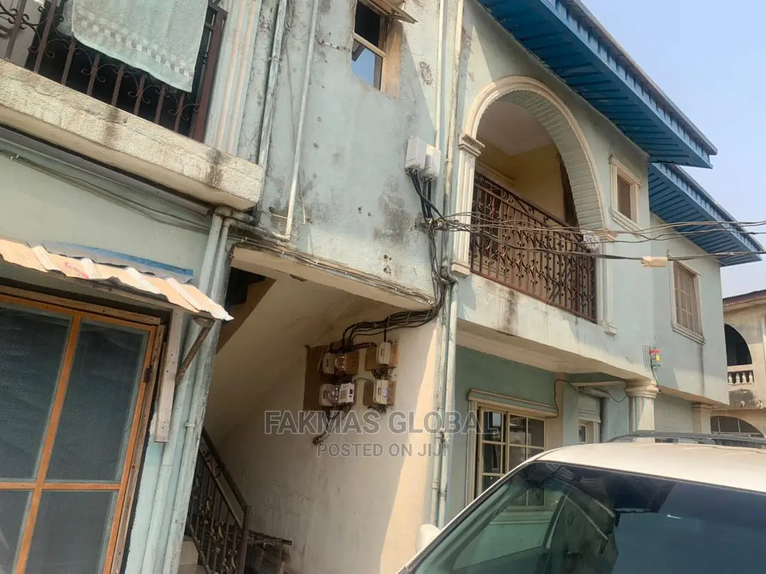 2bdrm Block of Flats in Agege for sale in Agege