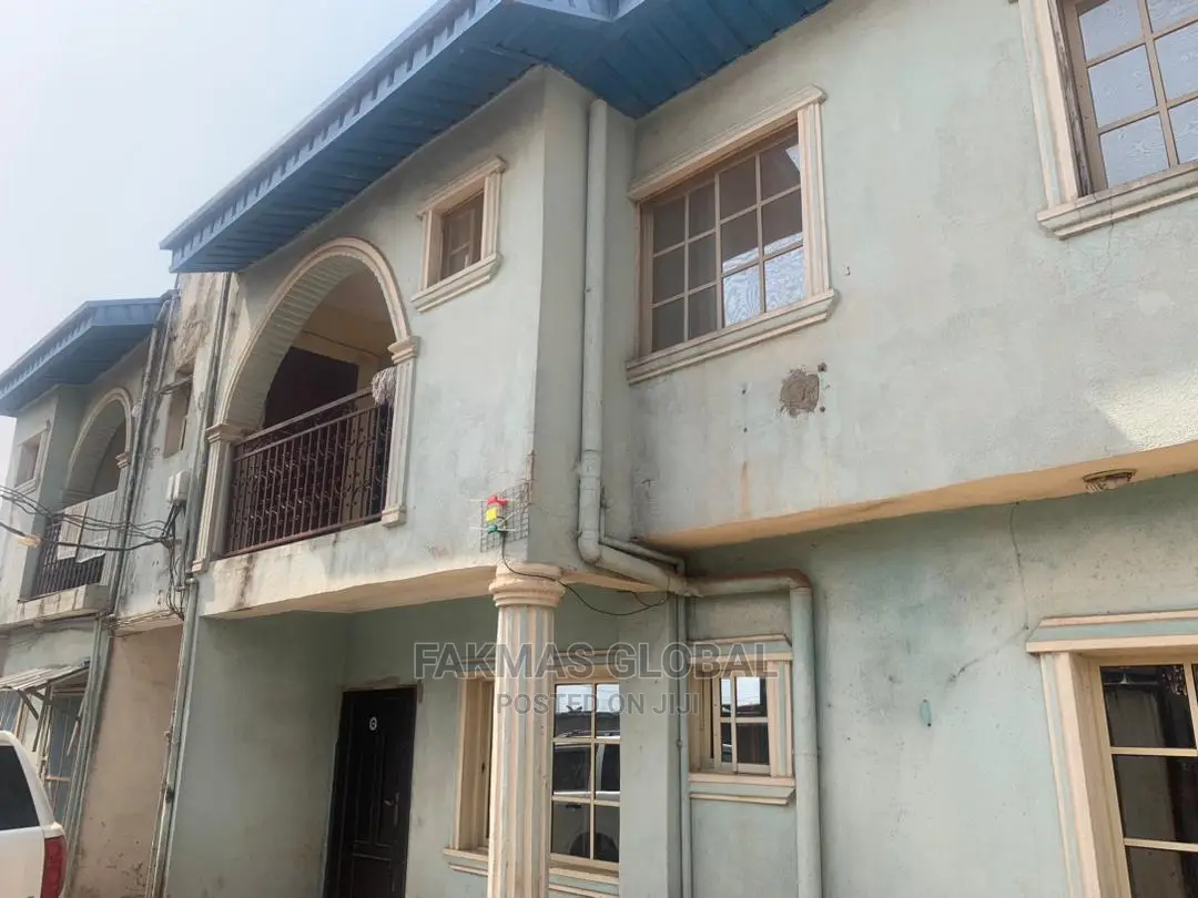 2bdrm Block of Flats in Agege for sale in Agege