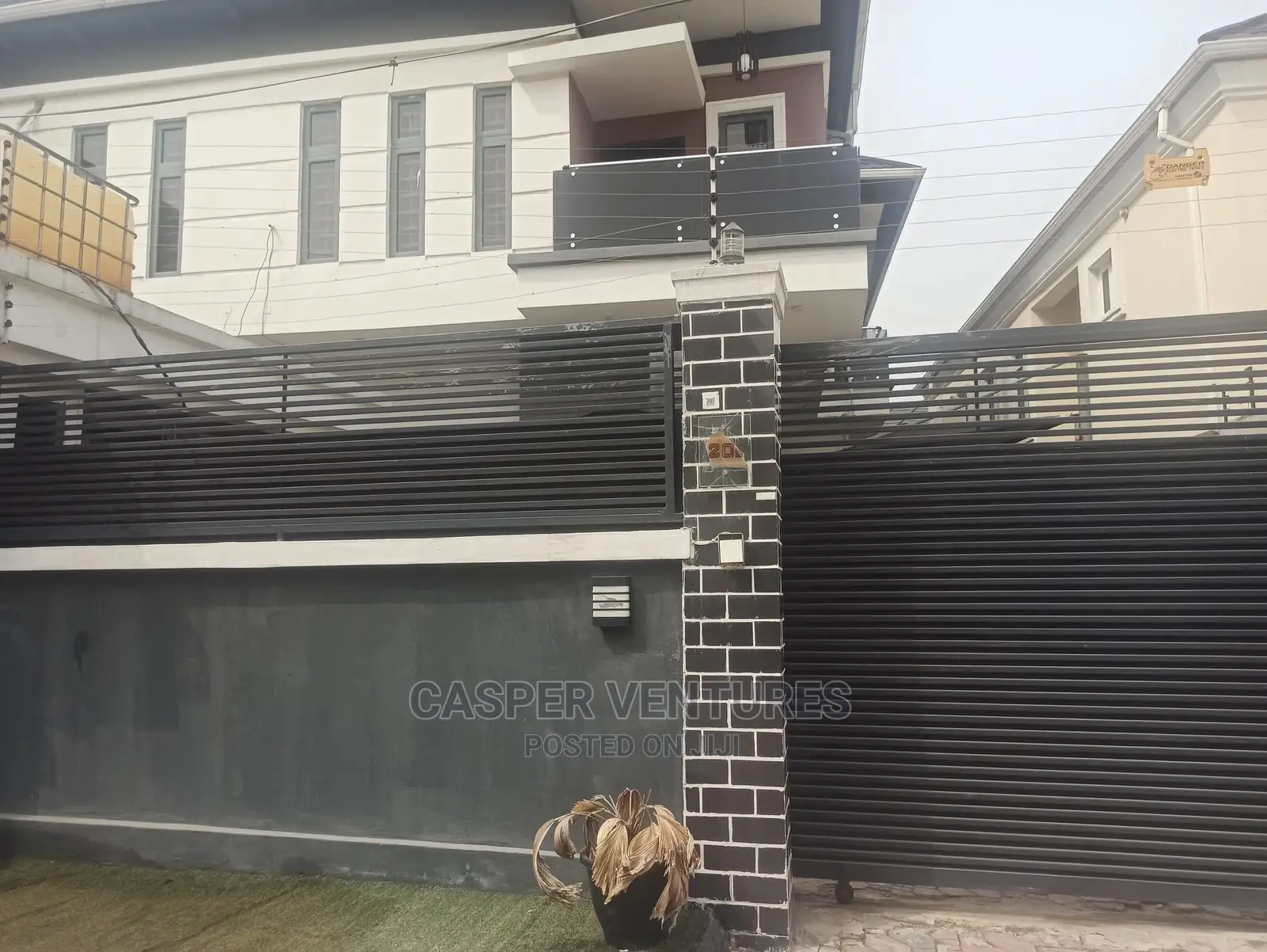 Studio Apartment in Chevron for rent in Chevron