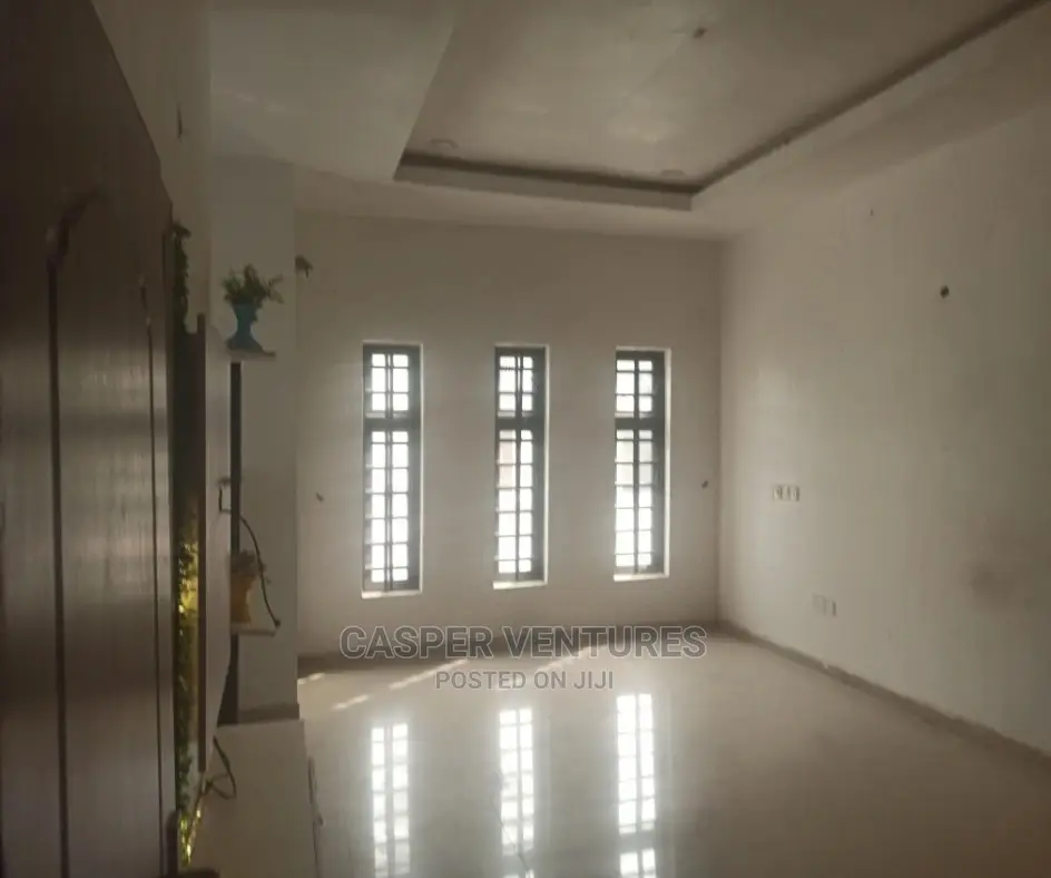 Studio Apartment in Chevron for rent in Chevron
