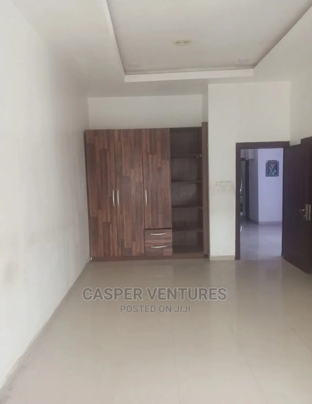 Studio Apartment in Chevron for rent in Chevron