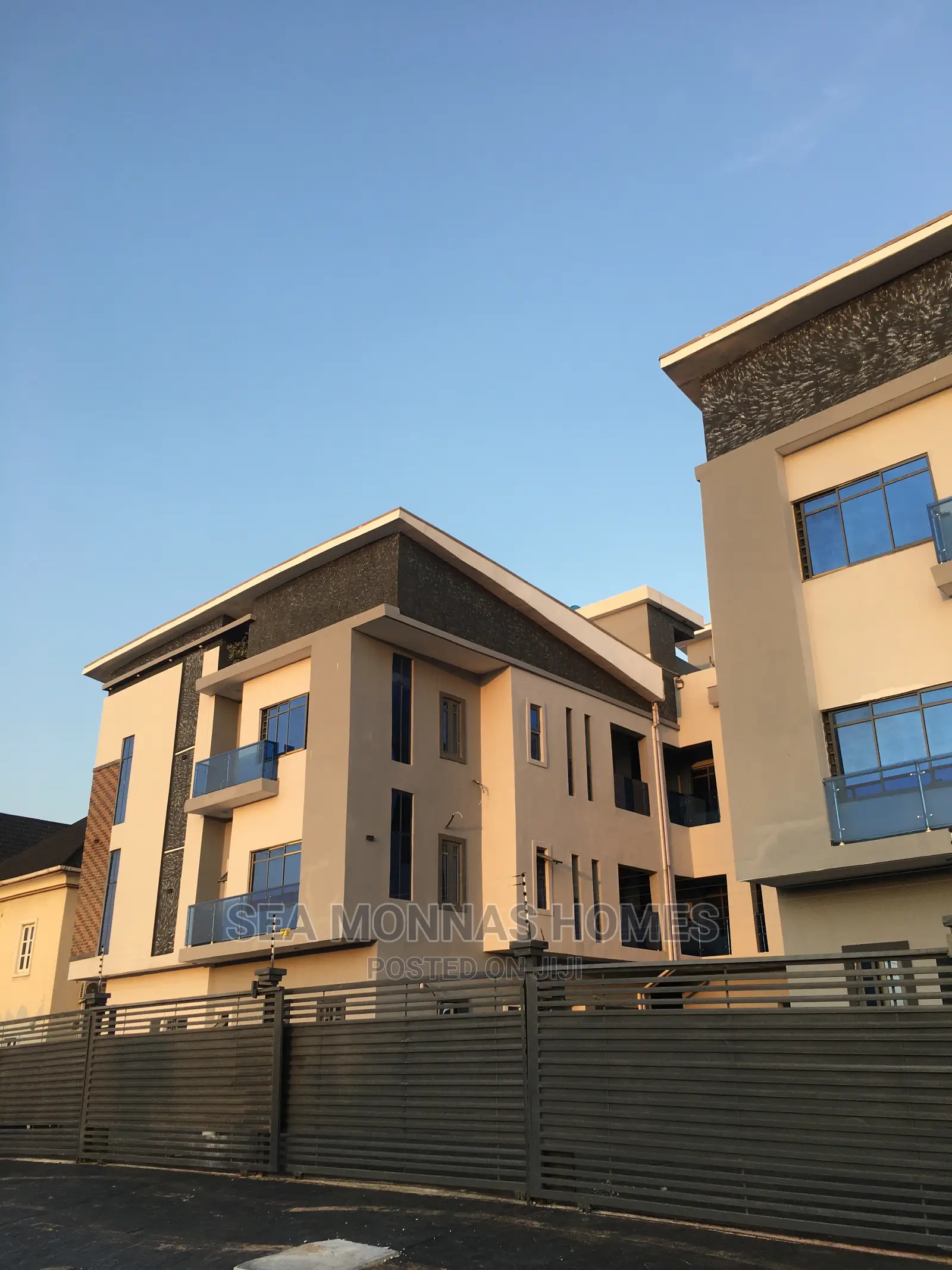 3bdrm Apartment in Lekki Schem 2, Abraham Adesanya for sale in Abraham Adesanya