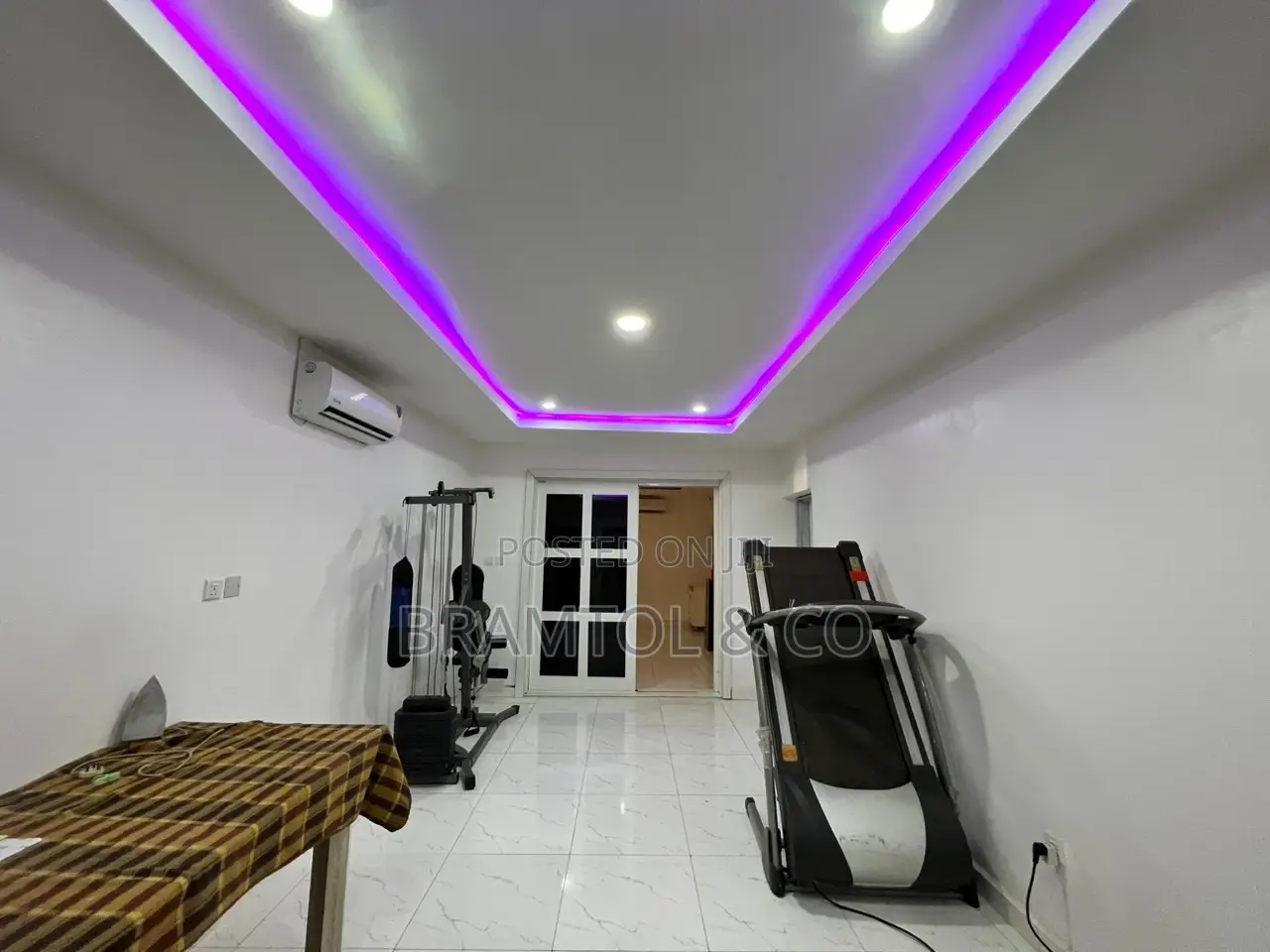 Furnished 3bdrm Block of Flats in Wuye for rent in Wuye
