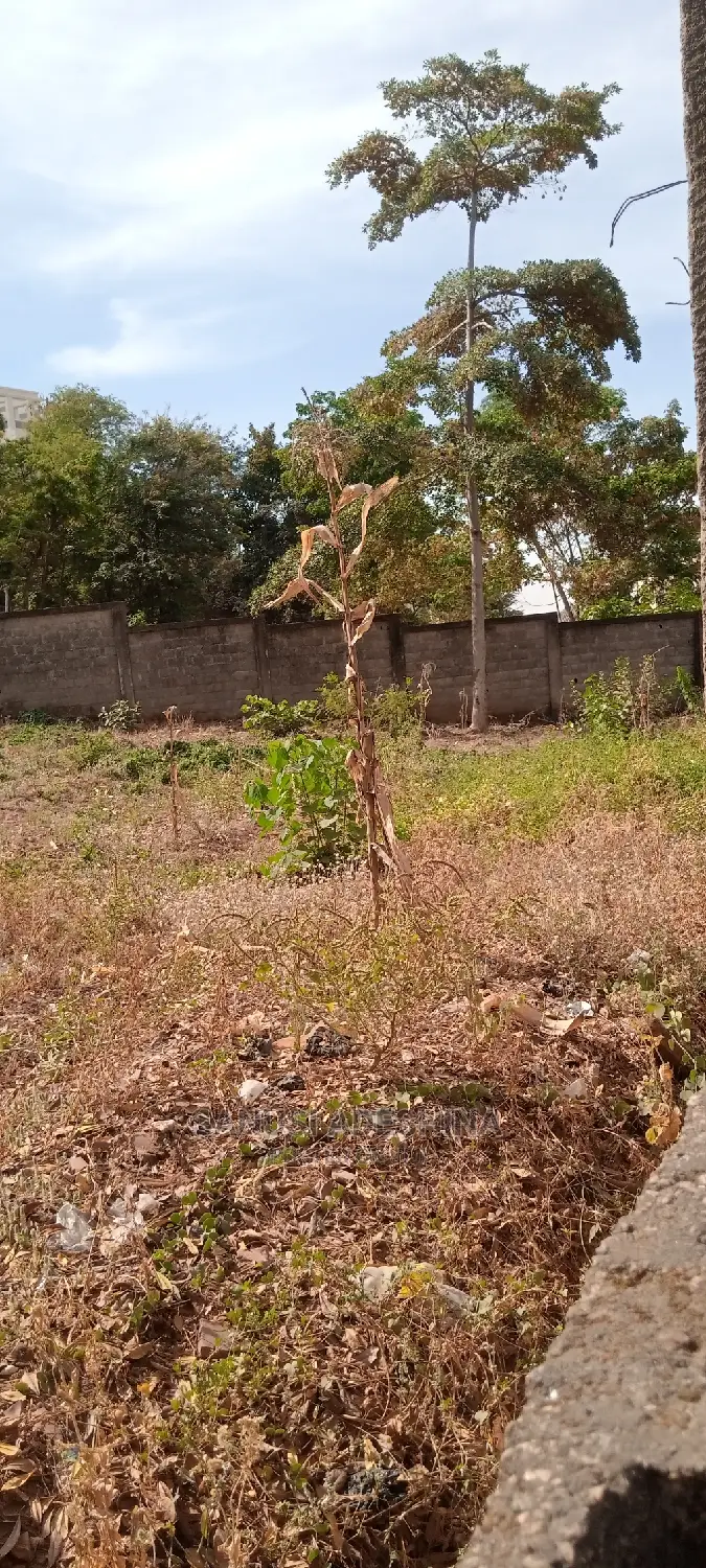 A Very Good Plot About 1600sqm Located at Wuye FCT Abuja Nig in Wuye
