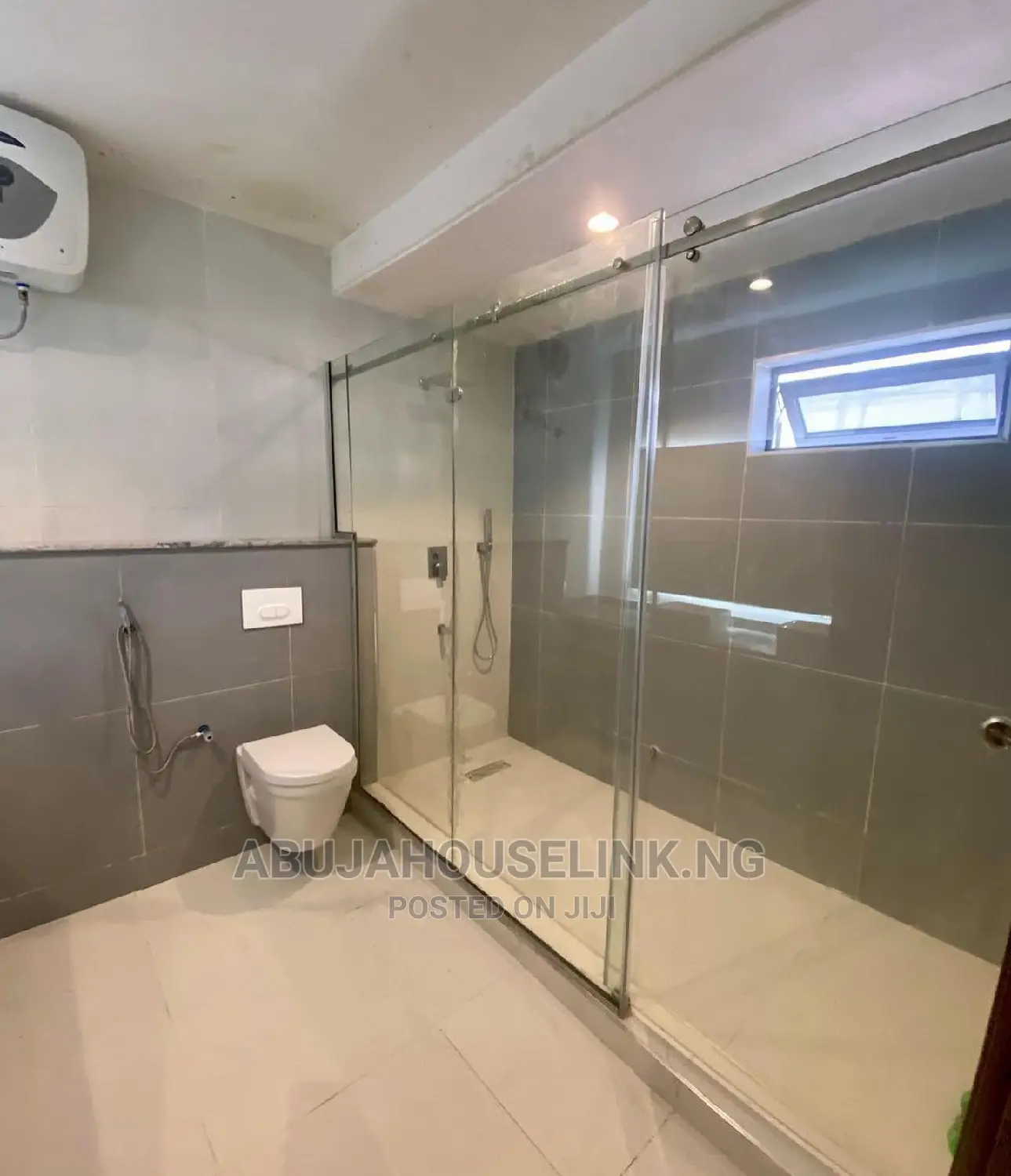 5bdrm Duplex in Guzape Abuja for sale in Guzape District