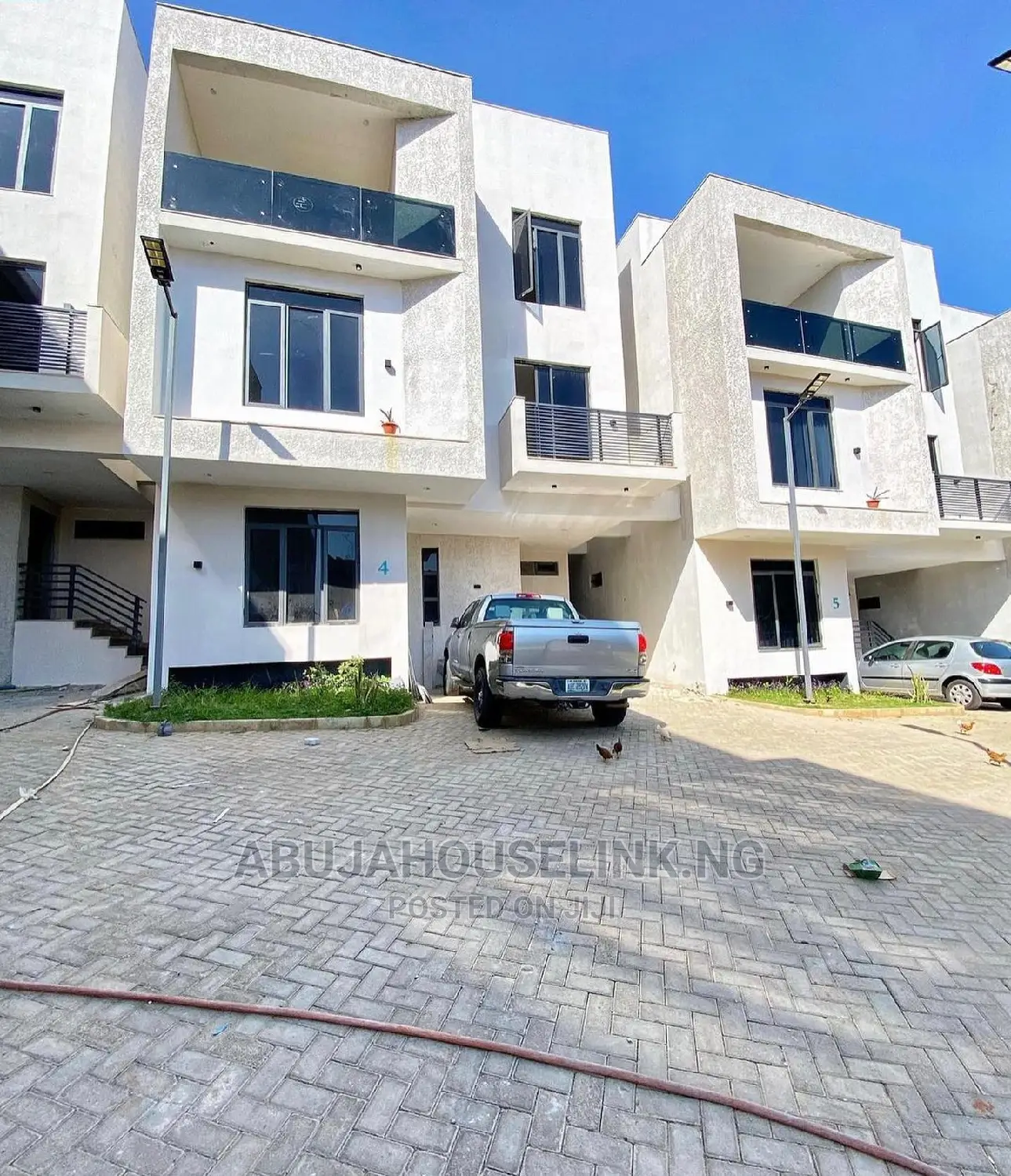 5bdrm Duplex in Guzape Abuja for sale in Guzape District