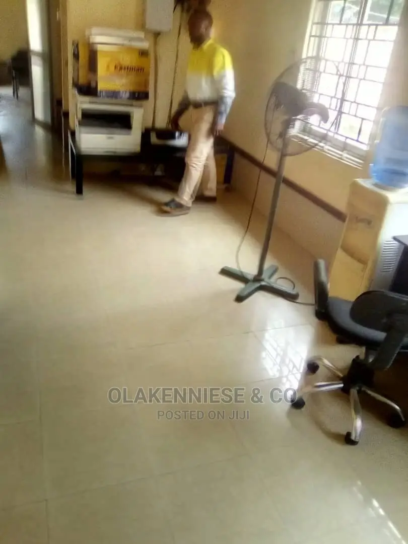 3bedroom Bungalow Office Space in Bode Thomas