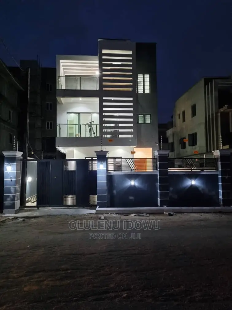 Furnished 4bdrm Duplex in Alimosho for sale in Alimosho