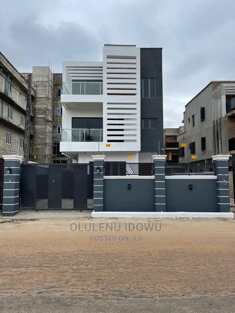 Furnished 4bdrm Duplex in Alimosho for sale in Alimosho