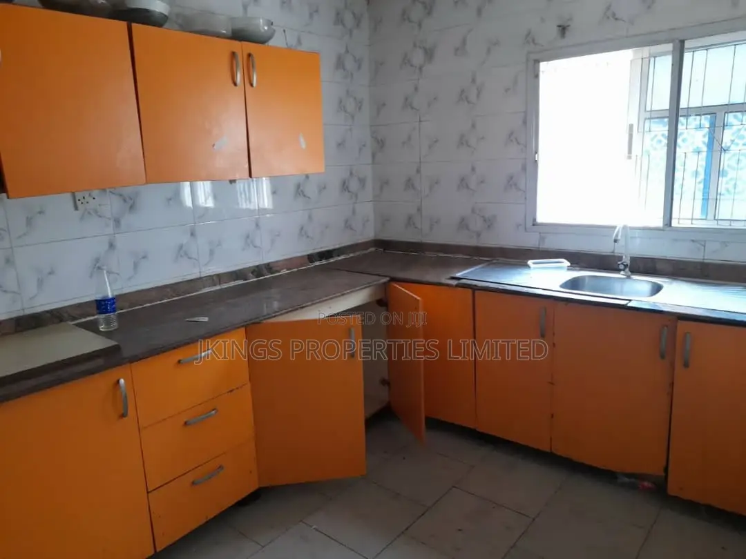 3bdrm Block of Flats in River Valley Estate for rent in River Valley Estate