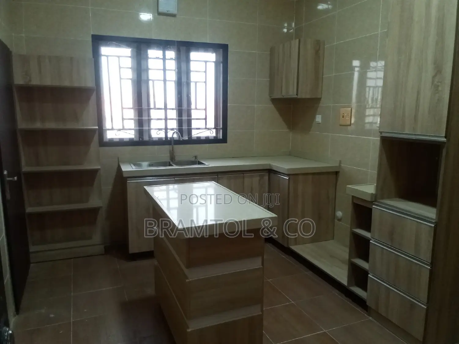 3bdrm Bungalow in Jedo Estate, Lugbe District for rent in Lugbe District