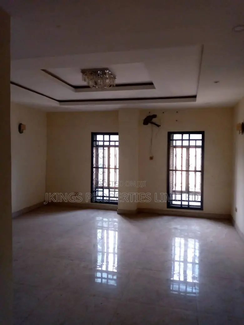 2bdrm Block of Flats in Ebute Metta for rent in Ebute Metta