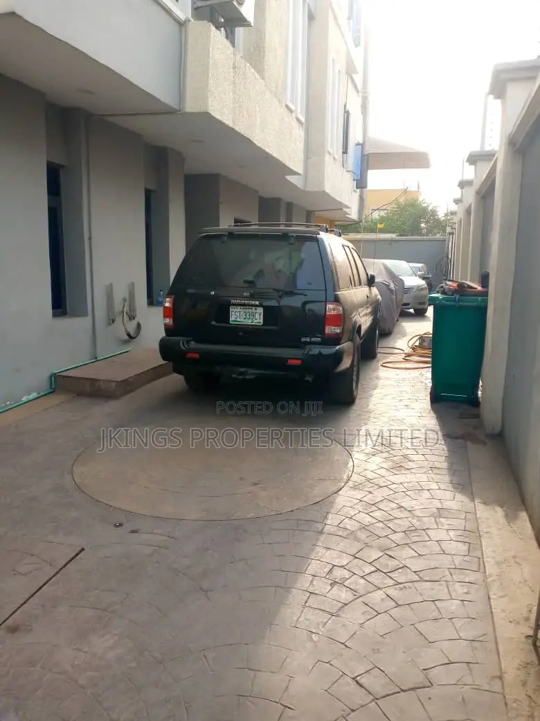 2bdrm Block of Flats in Ebute Metta for rent in Ebute Metta