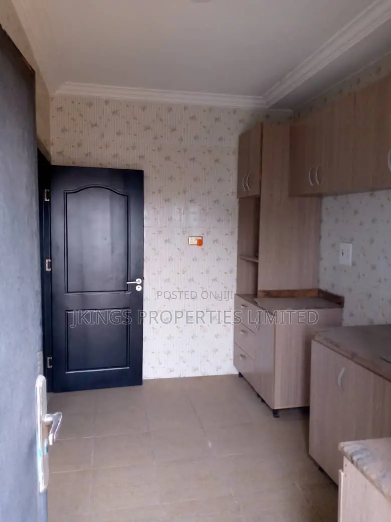 2bdrm Block of Flats in Ebute Metta for rent in Ebute Metta
