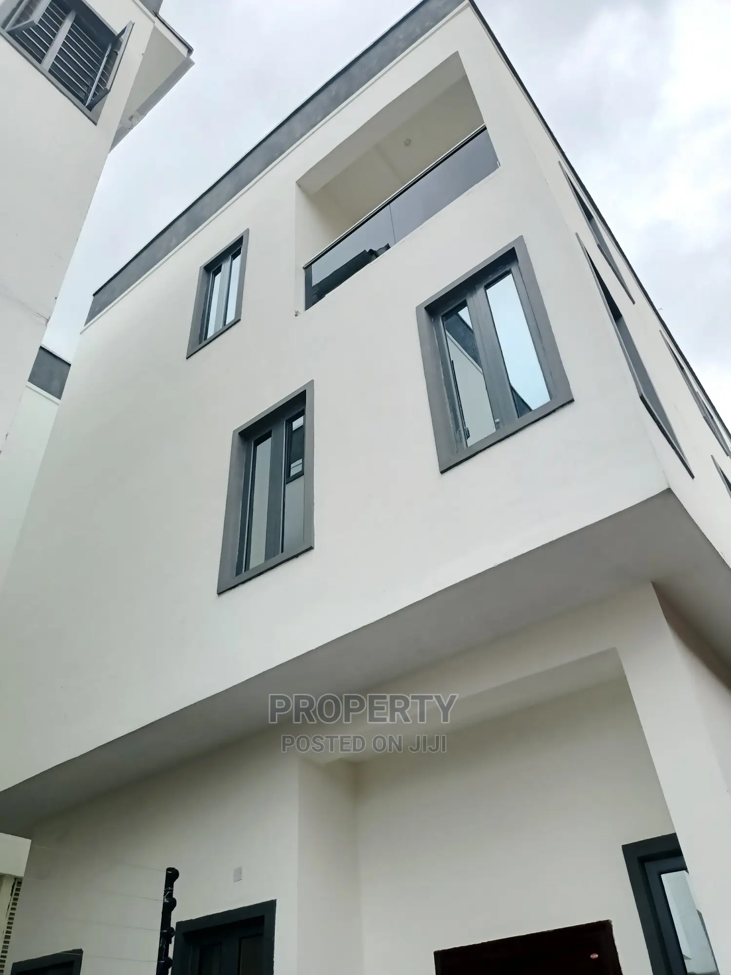 Furnished 5bdrm Duplex in Magodo Gra for sale in Magodo