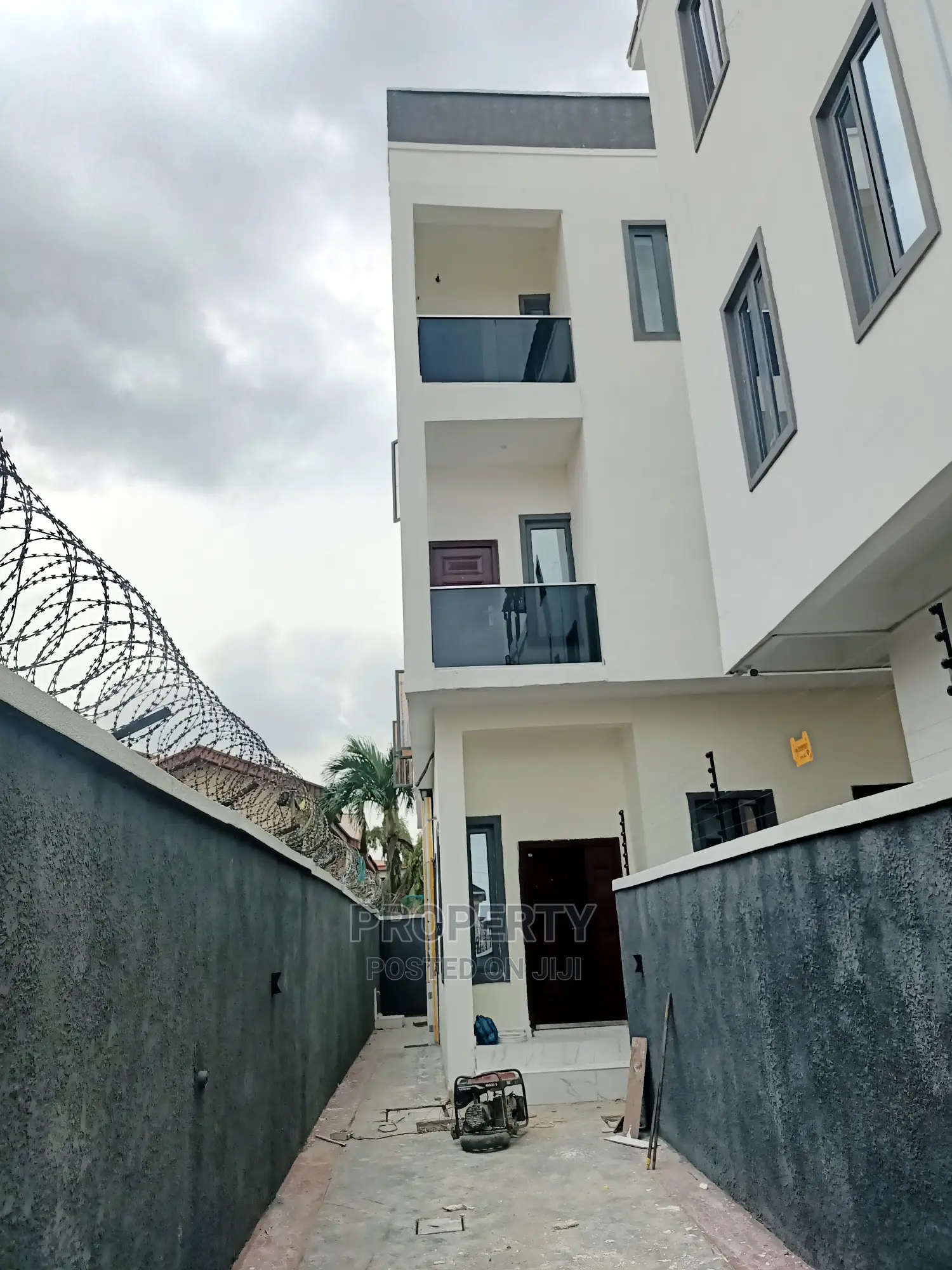 Furnished 5bdrm Duplex in Magodo Gra for sale in Magodo