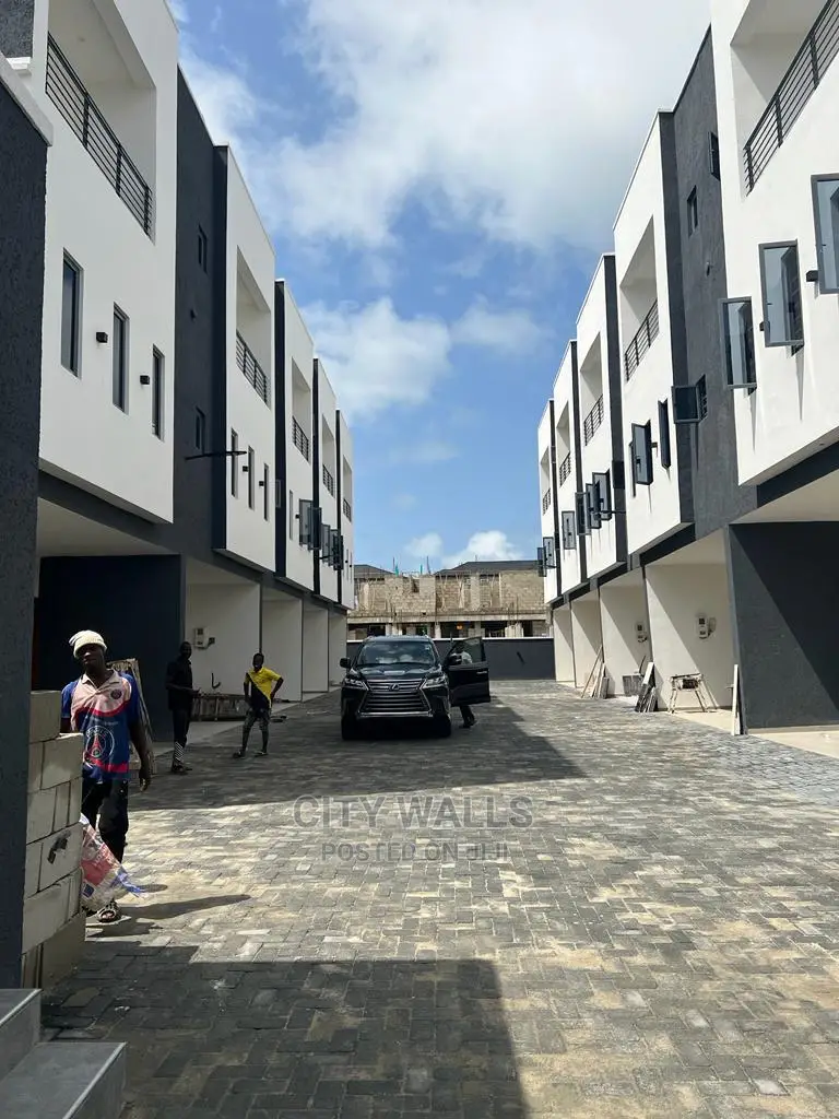 4bdrm Townhouse / Terrace in Ikate for rent in Ikate
