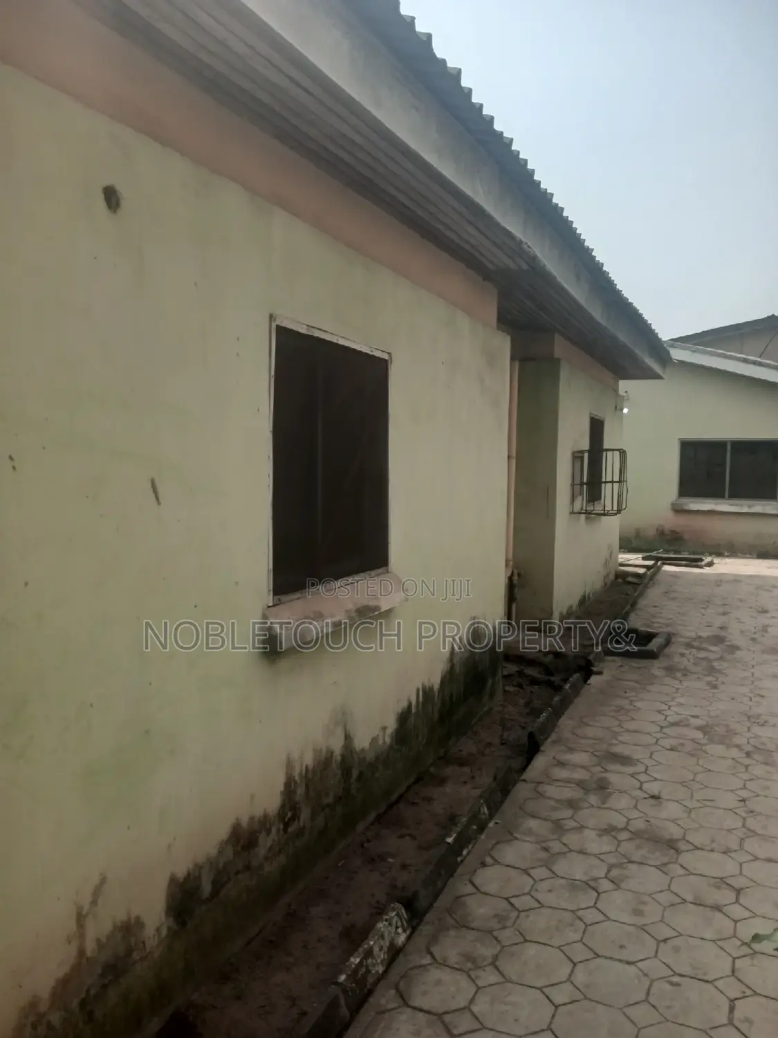 2bdrm Bungalow in Iyano Odo Bus Stop for sale in Iseri Olofin