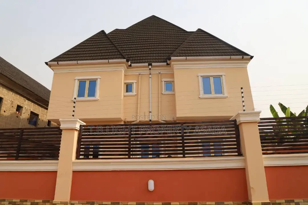 2bdrm Block of Flats in L.T.B Light, Oshimili South for Sale in Oshimili South
