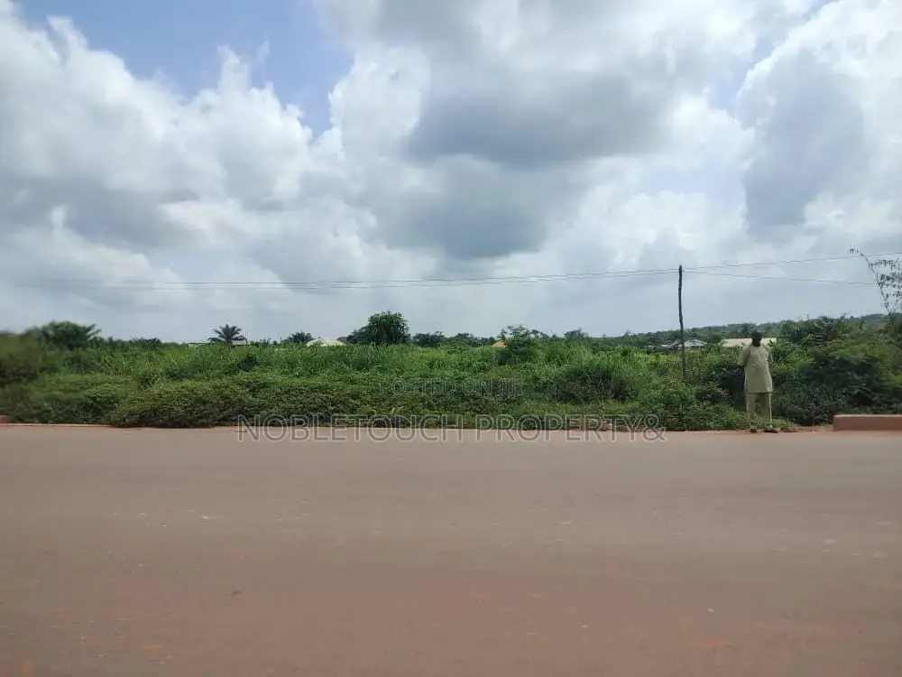 6plots Together Along the Road at Atan Lusada Expressway in Ado-Odo/Ota