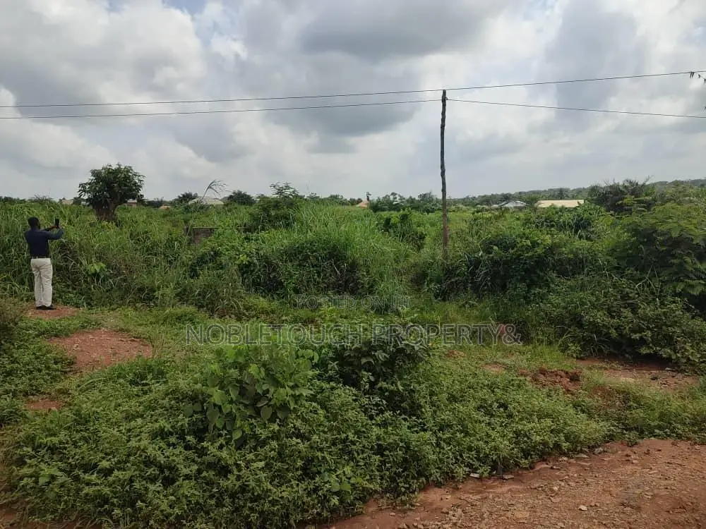 6plots Together Along the Road at Atan Lusada Expressway in Ado-Odo/Ota