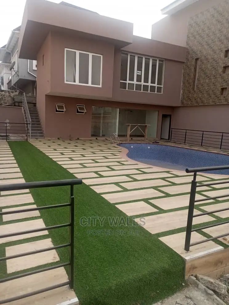 Mini Flat in Chevy View Estate, Chevron for Sale in Chevron