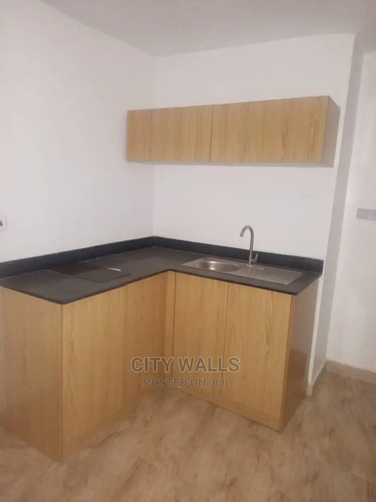 Mini Flat in Chevy View Estate, Chevron for Sale in Chevron