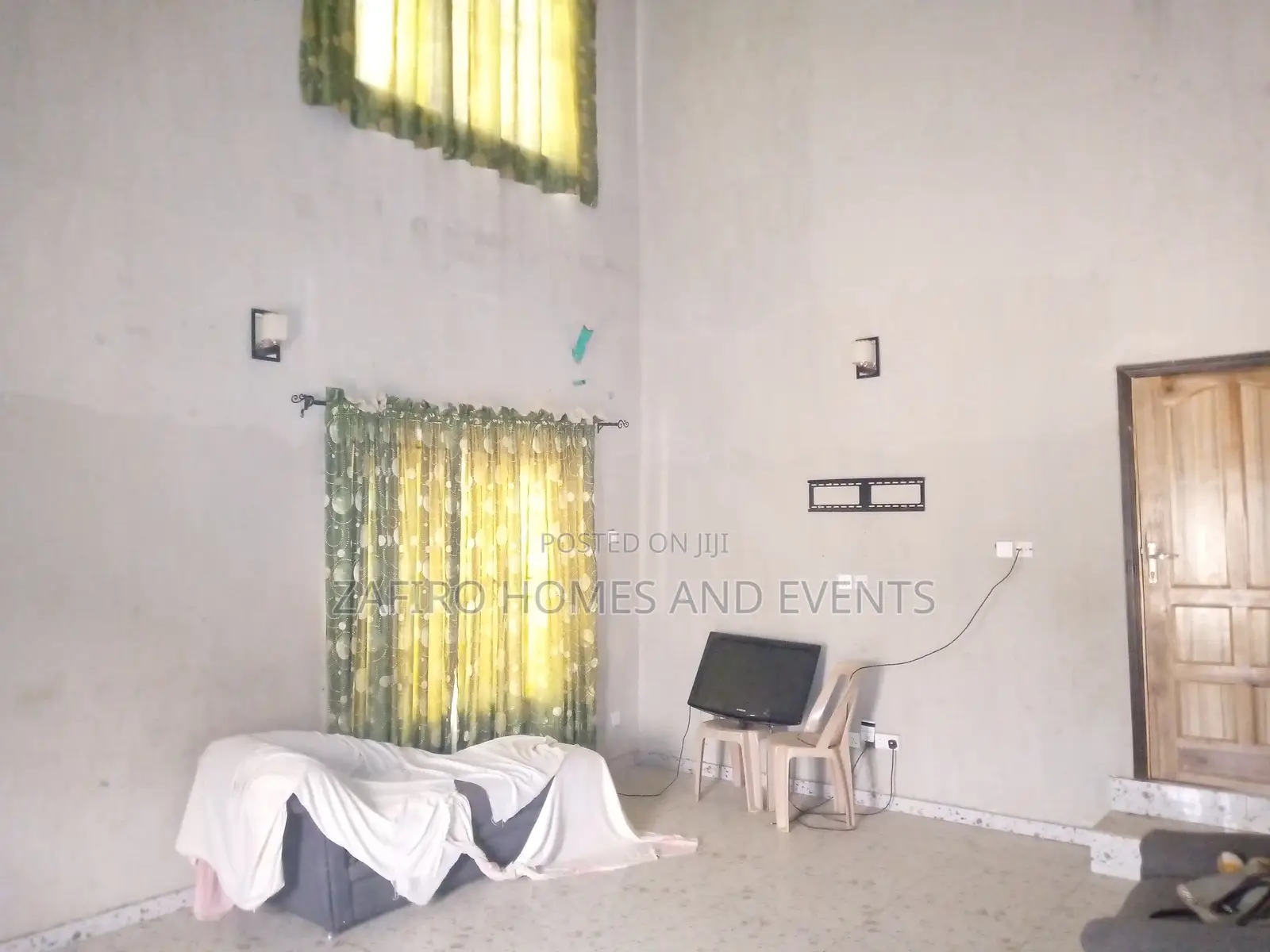 7bdrm Duplex in Icast Elebu, Akala Express for sale in Akala Express