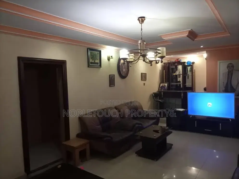 5bdrm Duplex in Ijegun Jakande Road for sale in Ijegun