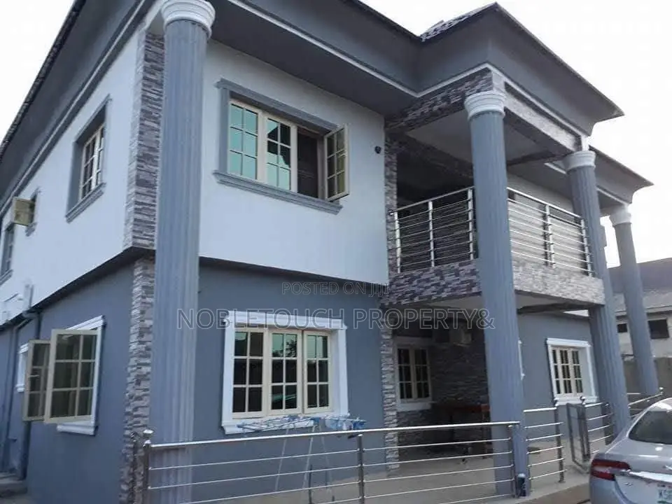 5bdrm Duplex in Ijegun Jakande Road for sale in Ijegun