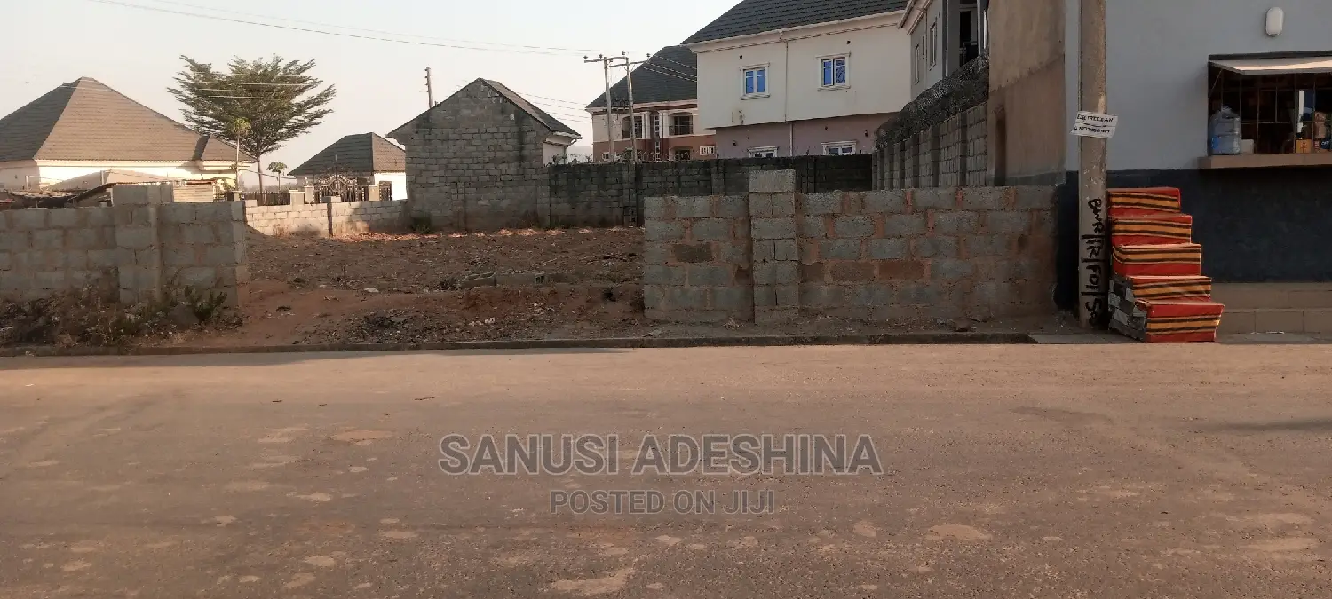 Commercial Land / Hospital With C of O Paper in Wuye