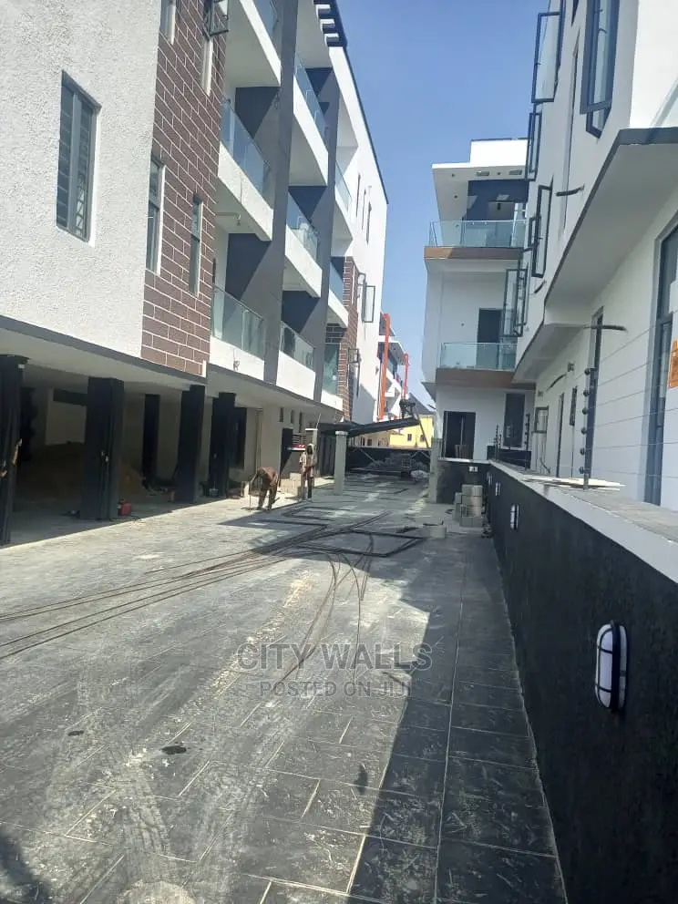 2bdrm Block of Flats in Ikate for Sale in Ikate